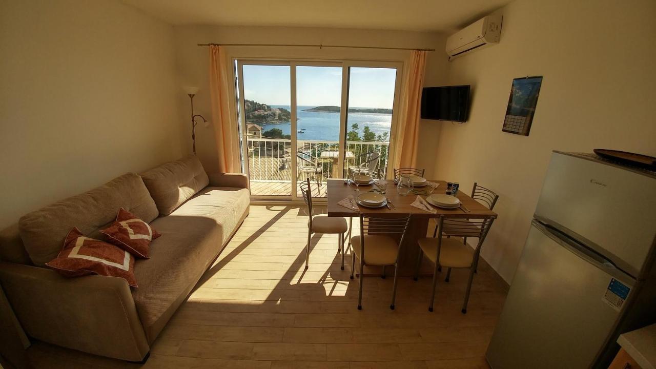 Apartments Dream Island Hvar Town Bagian luar foto
