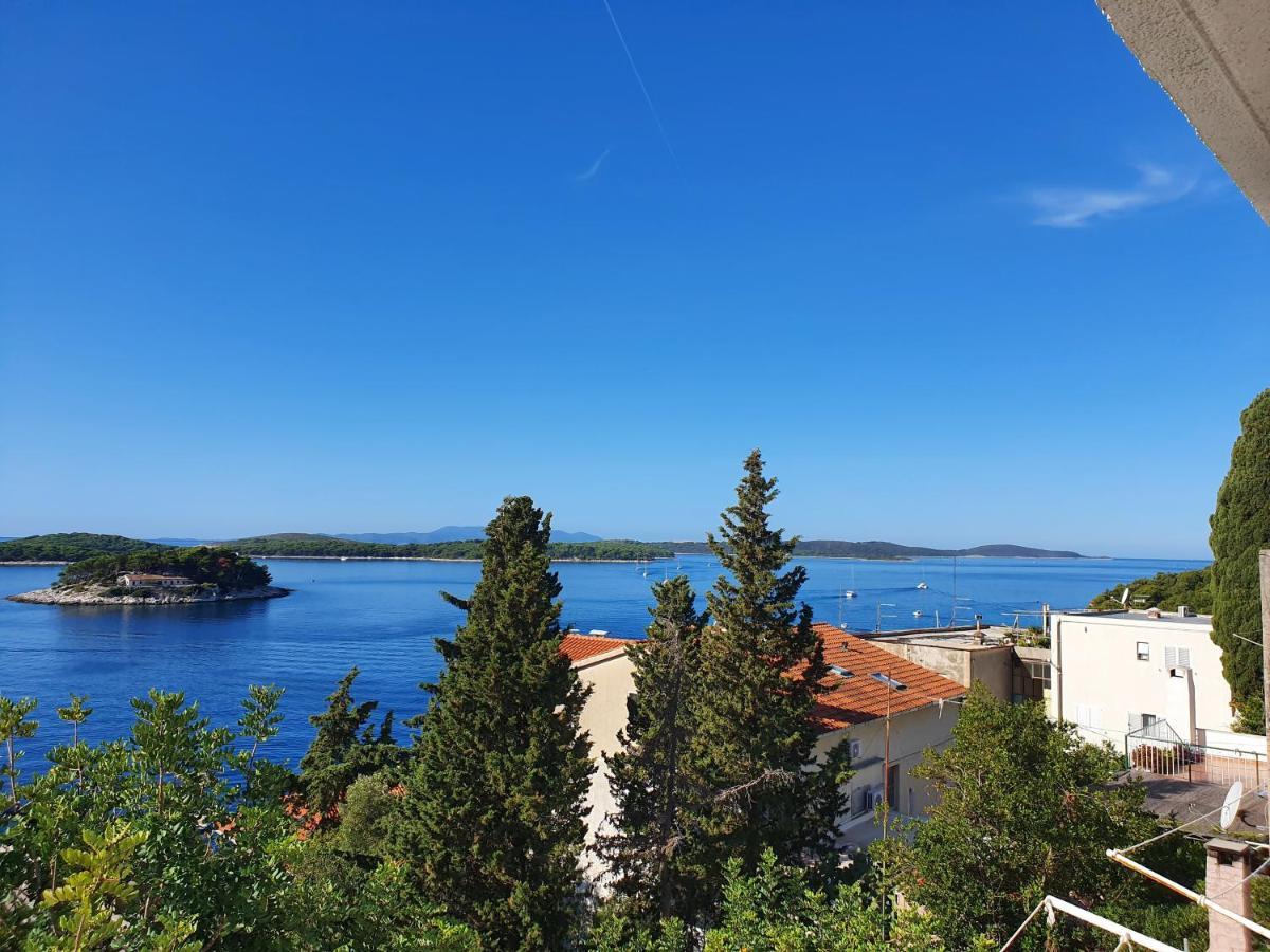 Apartments Dream Island Hvar Town Bagian luar foto